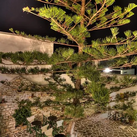 Ostria Aparthotel 3*