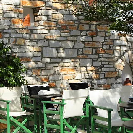 Ostria Aparthotel 3*