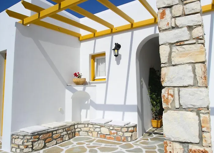 Aparthotel Ostria Naousa (Paros)
