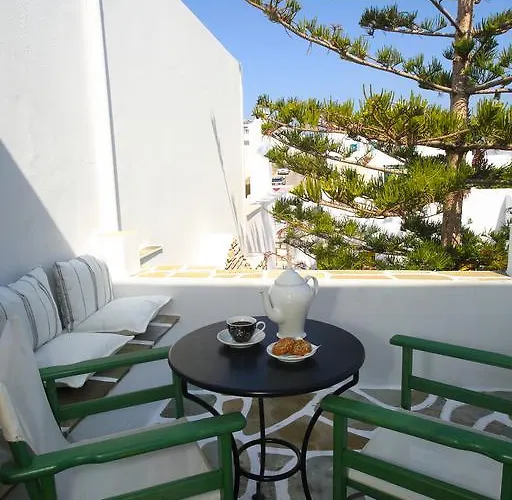 Ostria 3* Naousa (Paros)