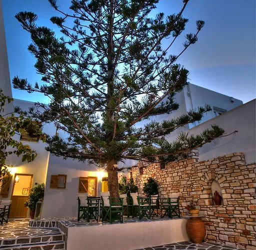 Aparthotel Ostria Naousa (Paros)