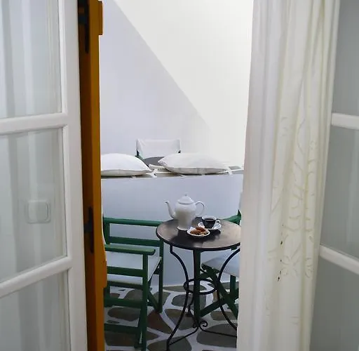 Ostria 3* Naousa (Paros)