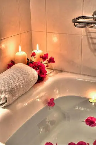 Ostria Naousa (Paros)