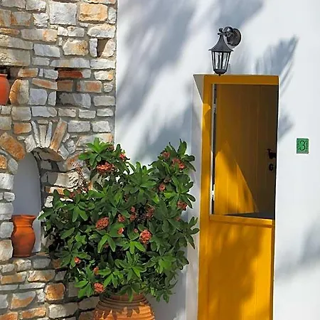 Ostria 3* Νάουσα