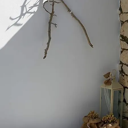 Ostria Ξενοδοχείο με διαμερίσματα 3*