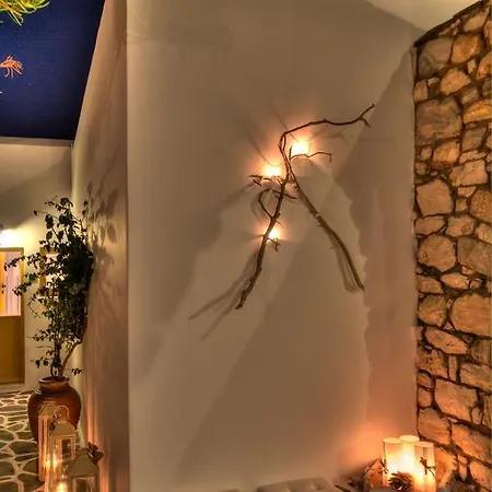 Ostria Naousa (Paros)