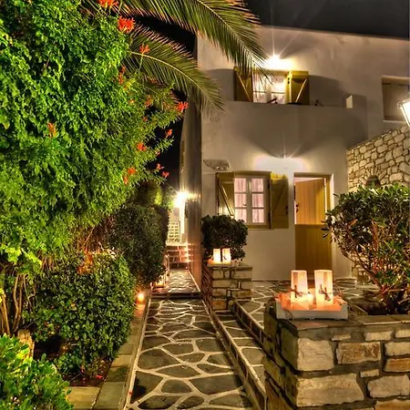 Ostria Aparthotel 3*