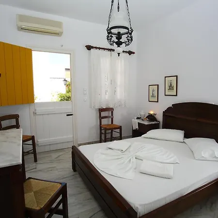 Ostria 3* Νάουσα