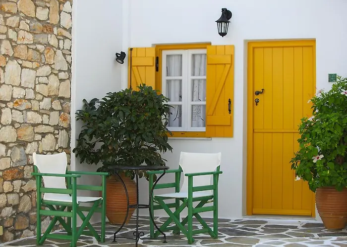 Ostria Aparthotel Naousa