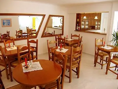 Aparthotel Ostria Naousa